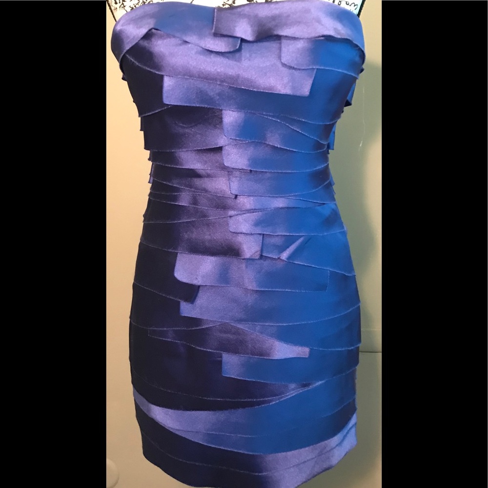 Bebe sexy strapless blue dress